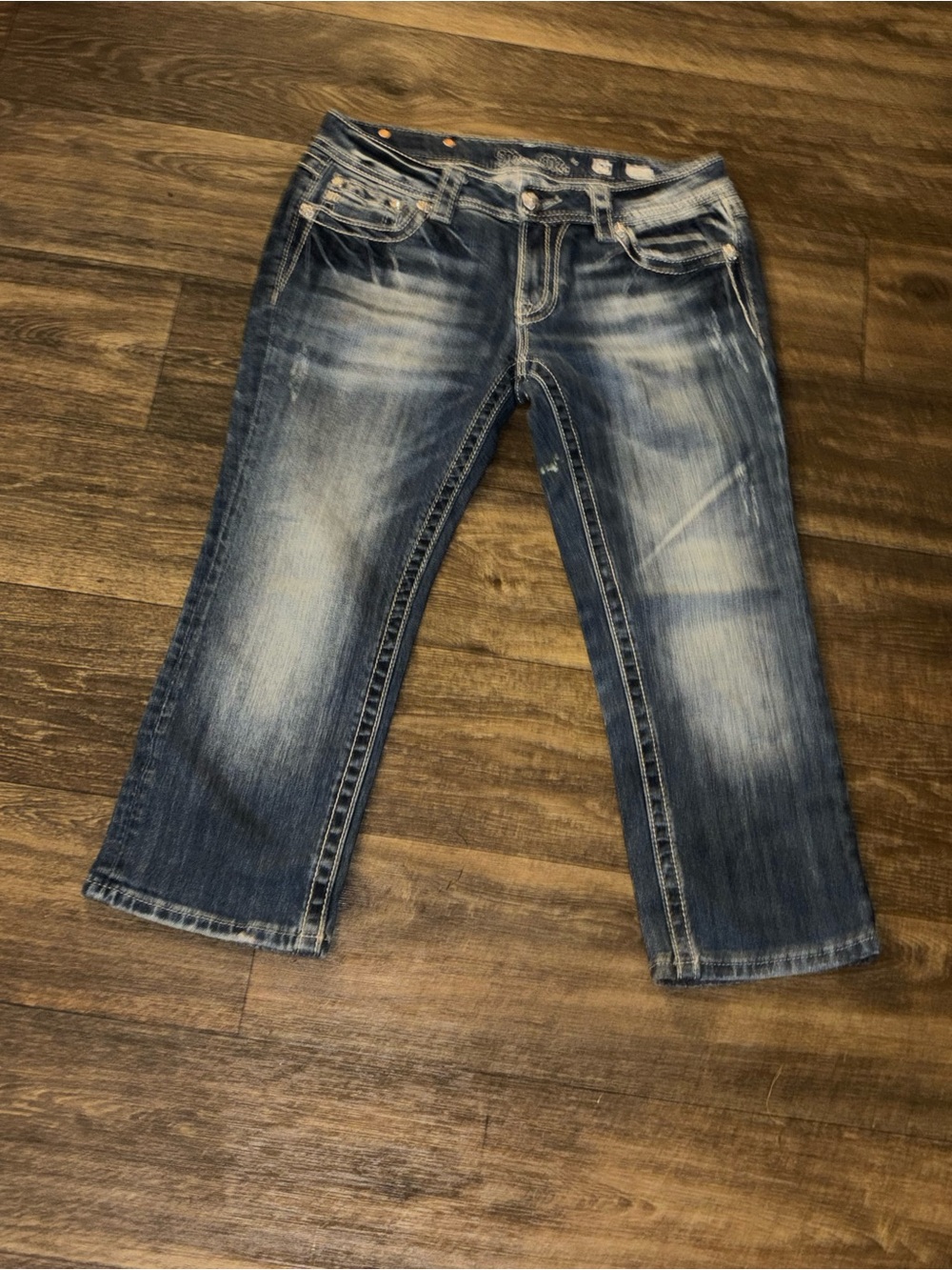 Signature Distressed Cropped Blue Denim Jeans